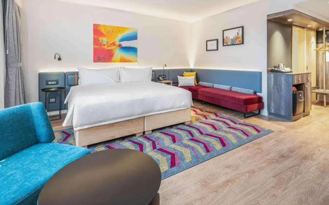 Hampton By Hilton Sandton Grayston