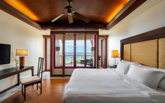 Centara Grand Beach Resort Phuket Hotel