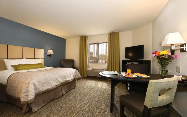 Candlewood Suites East Lansing, an IHG Hotel