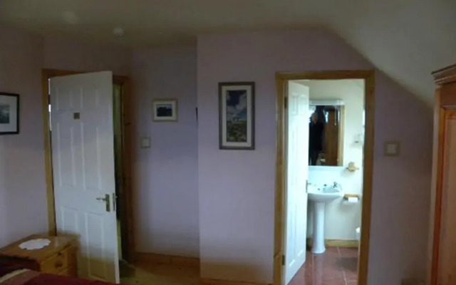 Doonagore Farmhouse
