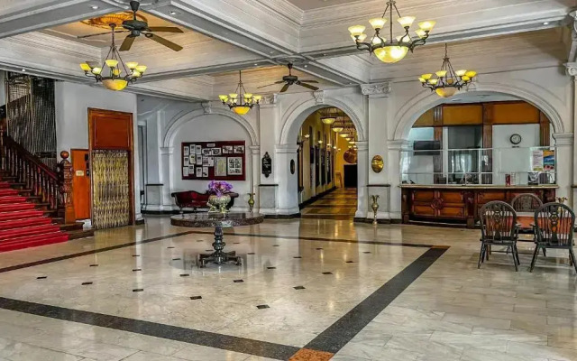 Queen's Hotel