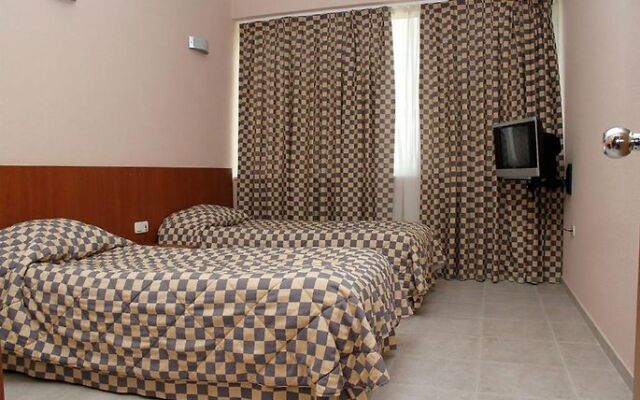 Andamati Hotel