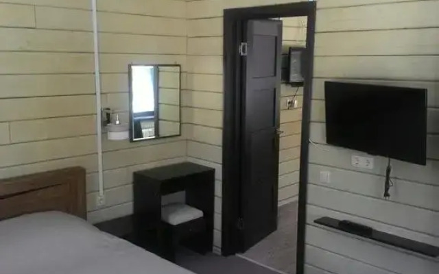 Vitrazhi Hotel