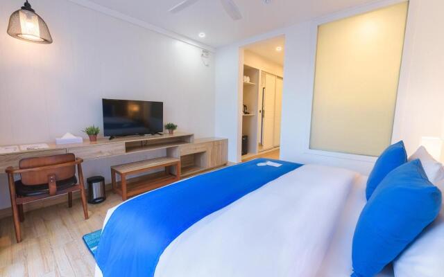 Dhiguveli Maldives Hotel