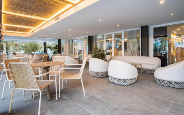 Bahia de Alcudia Hotel & Spa