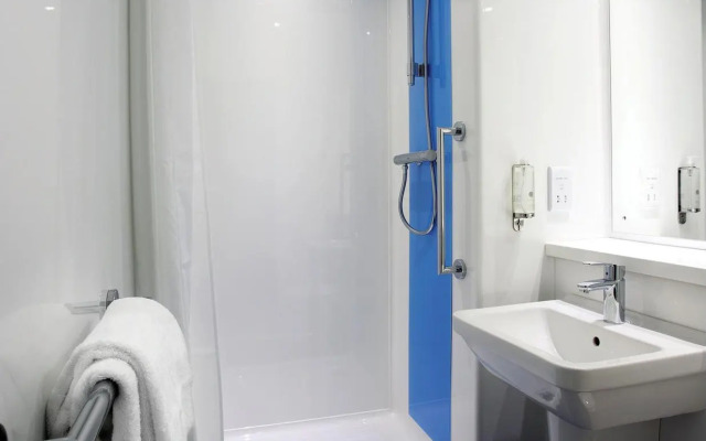 Travelodge London Kew Bridge
