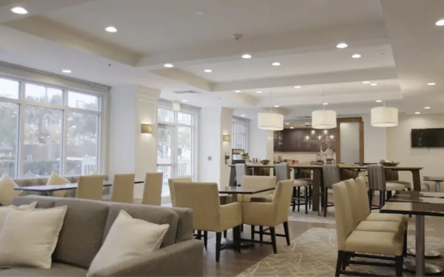 Hampton Inn by Hilton Hallandale Beach Aventura