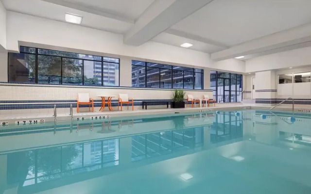 Holiday Inn Toronto Downtown Centre by IHG