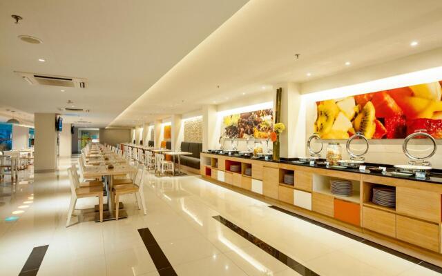 HARRIS Hotel Seminyak Bali