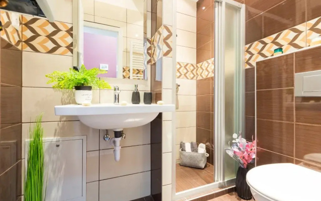 Real Apartments Hegedu