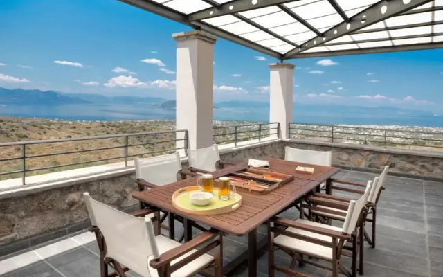 Marini Luxury Apartments and Suites