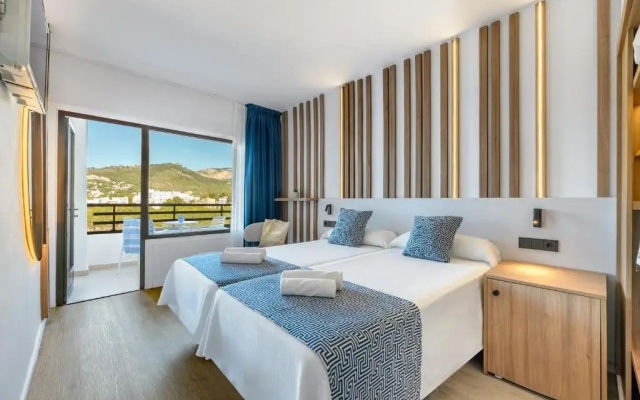 Отель Vibra Beverly Playa