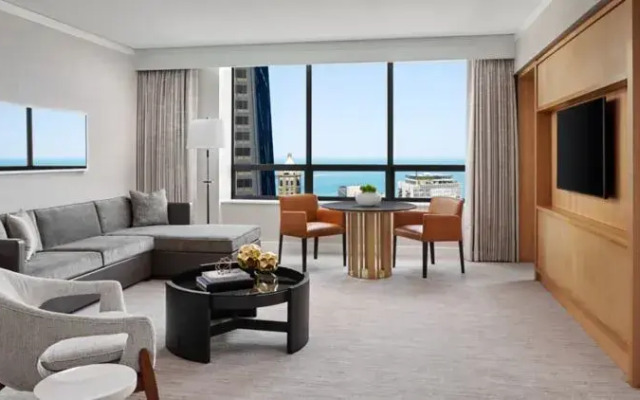 The Ritz-Carlton, Chicago