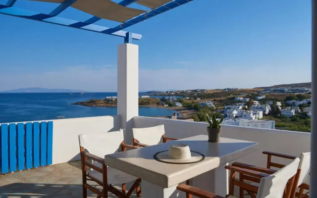 Cleopatra Seaside Homes Paros