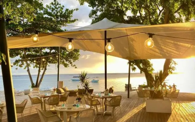 Maradiva Villas Resort & Spa