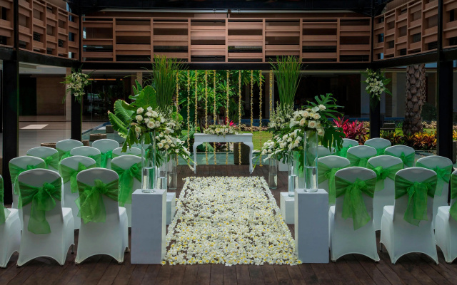 Courtyard By Marriott Bali Seminyak Resort