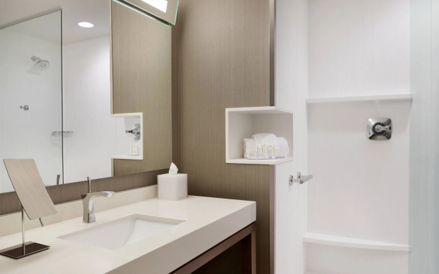 Courtyard by Marriott Boston Dedham/Westwood