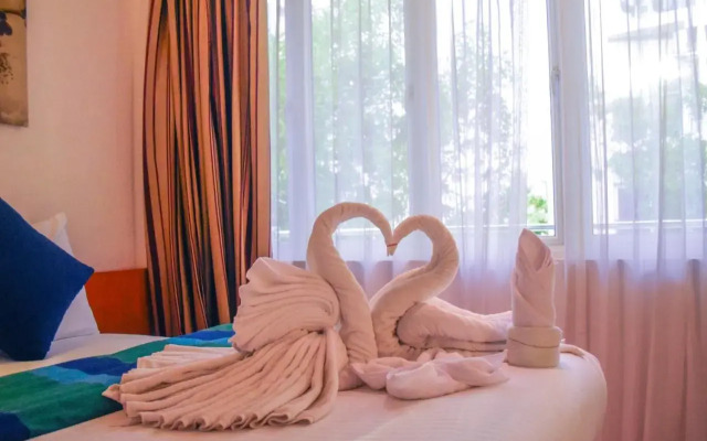 Отель Pine Lodge Maldives