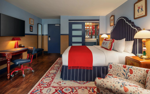 Graduate by Hilton Dallas