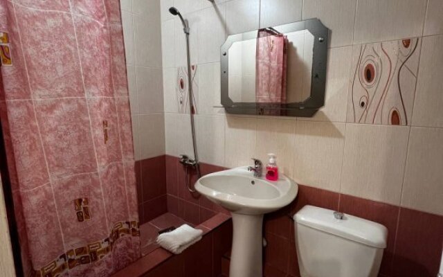 Dzhona Guest House