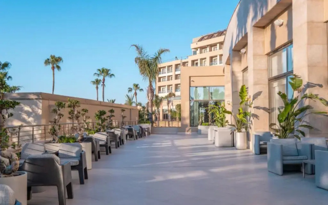 Отель Fame Residence Lara & Spa - All Inclusive