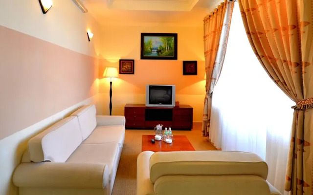 Hung Vuong Hotel