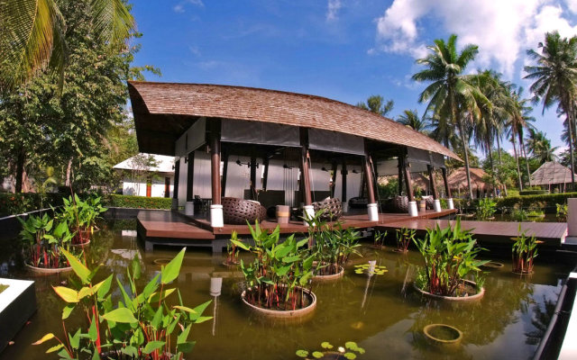 Twin Lotus Resort and Spa - Adults Only