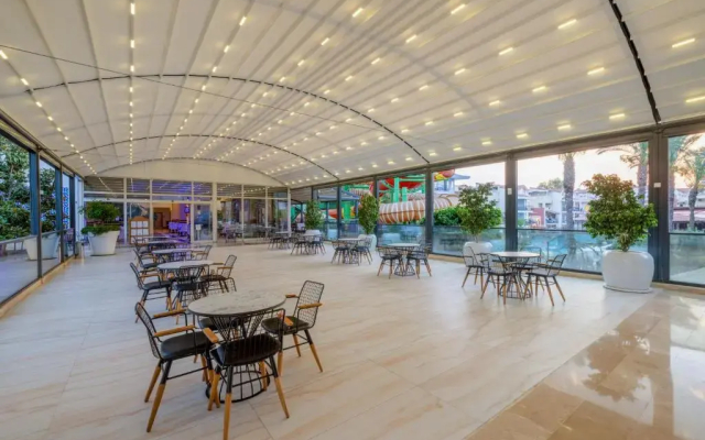 Курорт Crystal Aura Beach Resort & Spa – All Inclusive