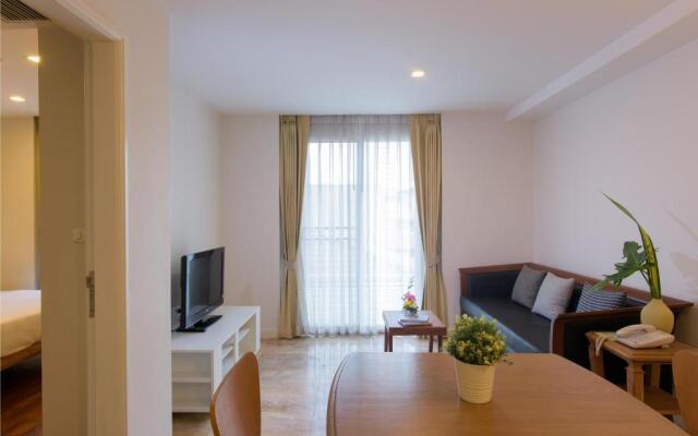 Sabai Sathorn Serviced Apartment