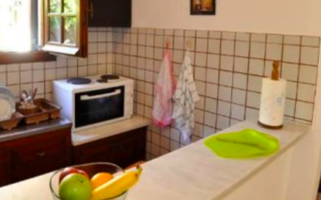 Alexandros Studios And Apartments