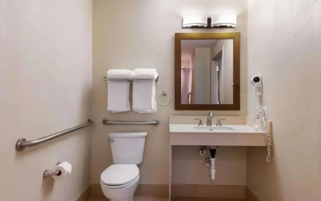 Comfort Inn South Oceanfront