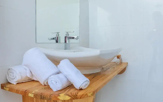 The Castaway Retreat Hotel