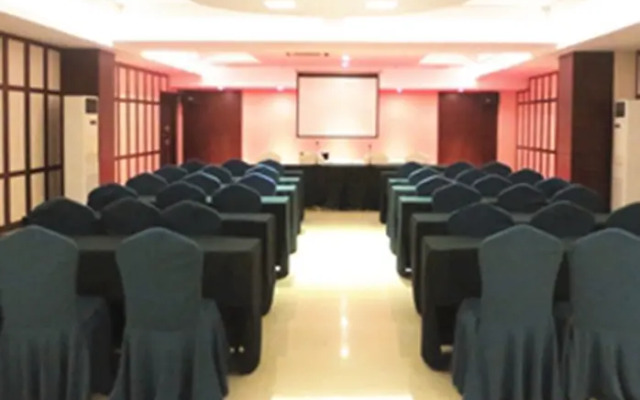 Linda Seaview Hotel