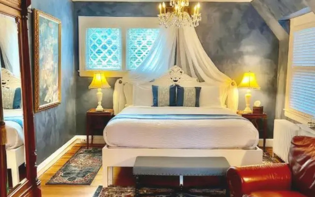 Manor House Inn