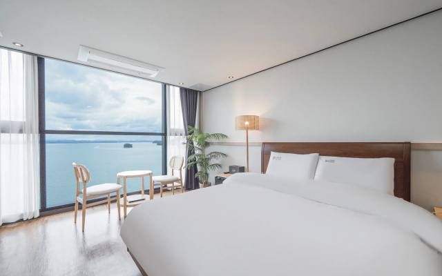 Namhae Hotel Urban Island