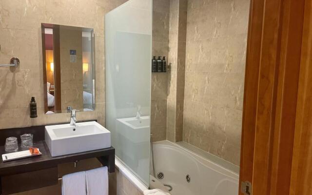 Hotel Num