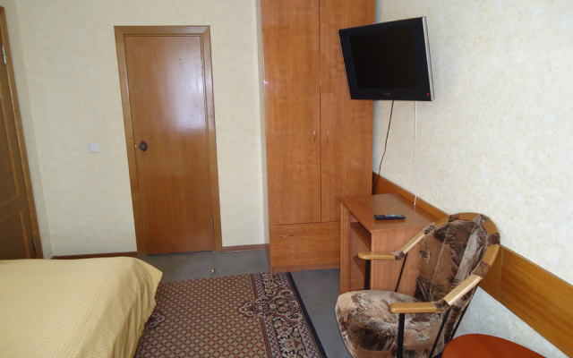 Отель Глобус