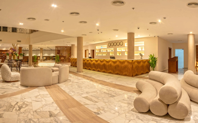 Invidia Coral Beach Tiran