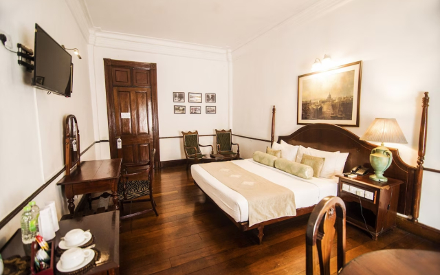Queen's Hotel