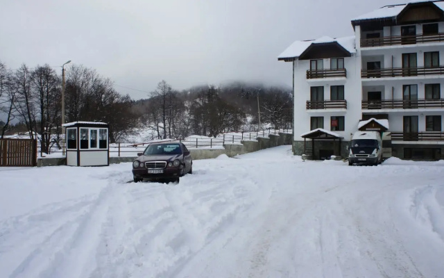 Crystalville