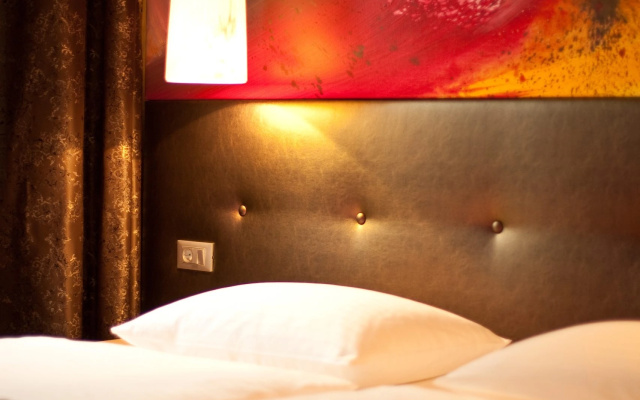 Classic Double room (full double bed) (bed type is subject to availability)
