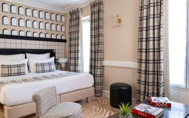 Hôtel Sleeping Belle - Gare de Lyon Bastille