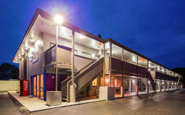 SureStay Hotel by Best Western Findlay