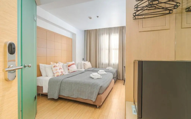 Chic Hotel
