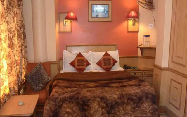 Hotel Samrat Regency