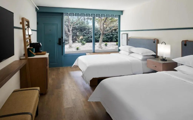 Отель Monterey Beach, A Tribute Portfolio