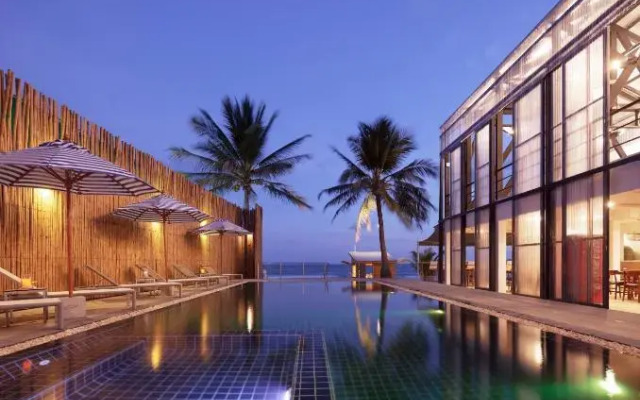 Malibu Beach Resort
