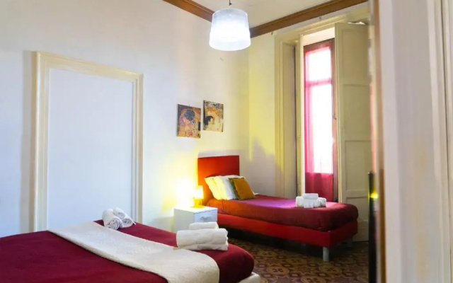 Bed and Breakfast Opera