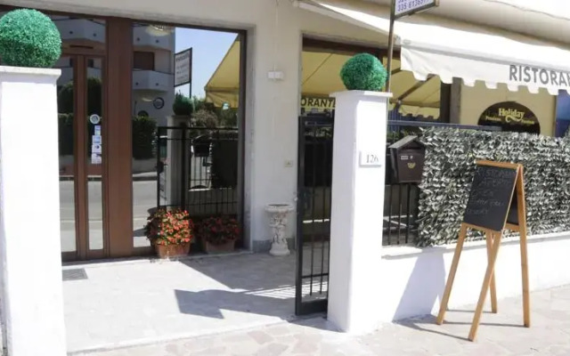 Holiday In Paestum