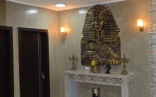 Comfort Pyramids inn